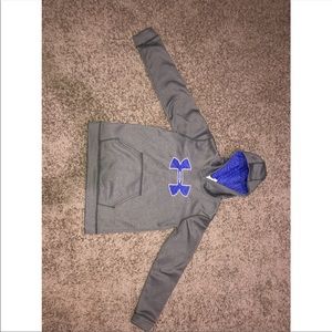 Youth Large perfect condition Under Armour Hoodie